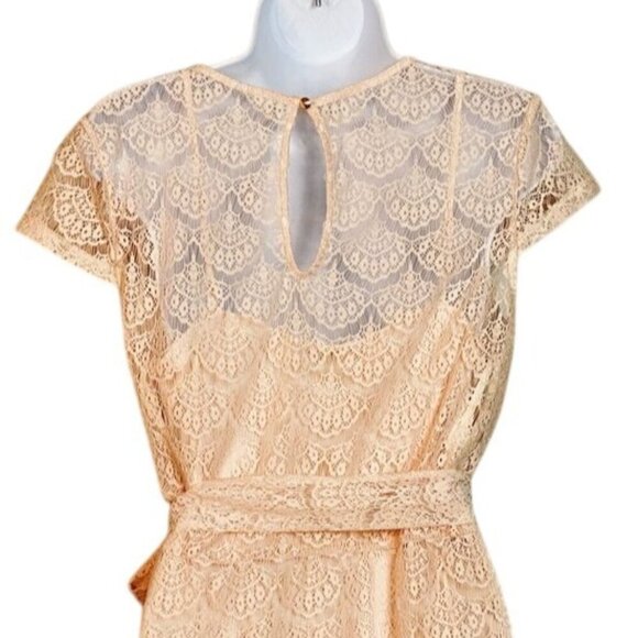 Jessica Simpson Size 10 Pastel Peach Lace Dress With Tie Waist & Keyhole Closure - Picture 6 of 10